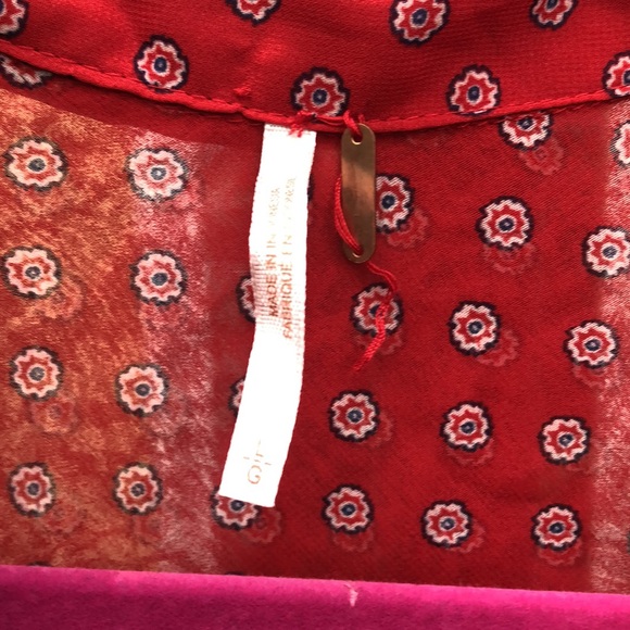 {$13 BUNDLED} FREE PEOPLE Red Blue White Sheer Long Sleeve Top - Picture 3 of 6